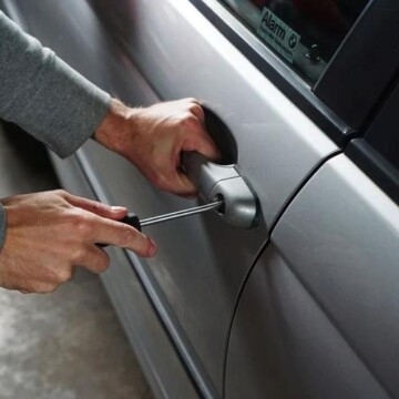 Thieves, Not Corporations, Are Responsible for Car Thefts